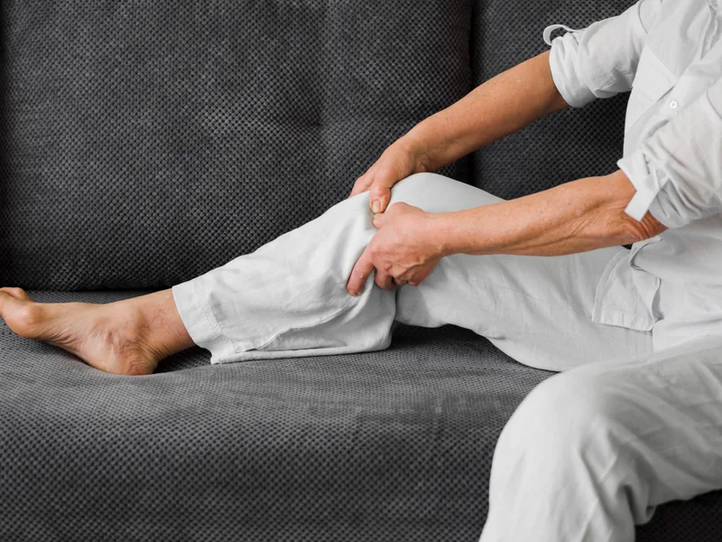 Chiropractic care for leg pain in Monterey